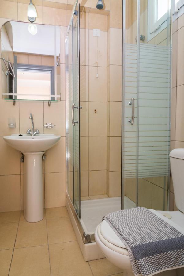 Macedonia Hotel 2*